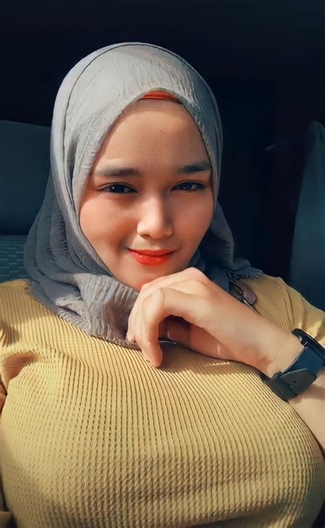 jilbab indonesia bokep|Hijab Indonesia Porn Videos 